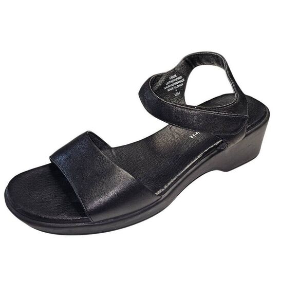 Easy Spirit Black Leather 2" Heeled Sandals Size 10 Classic - Picture 1 of 12